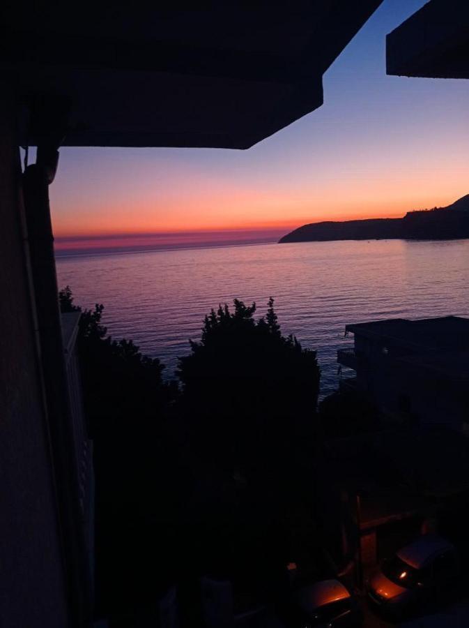 Guest House Perovic Sutomore Buitenkant foto