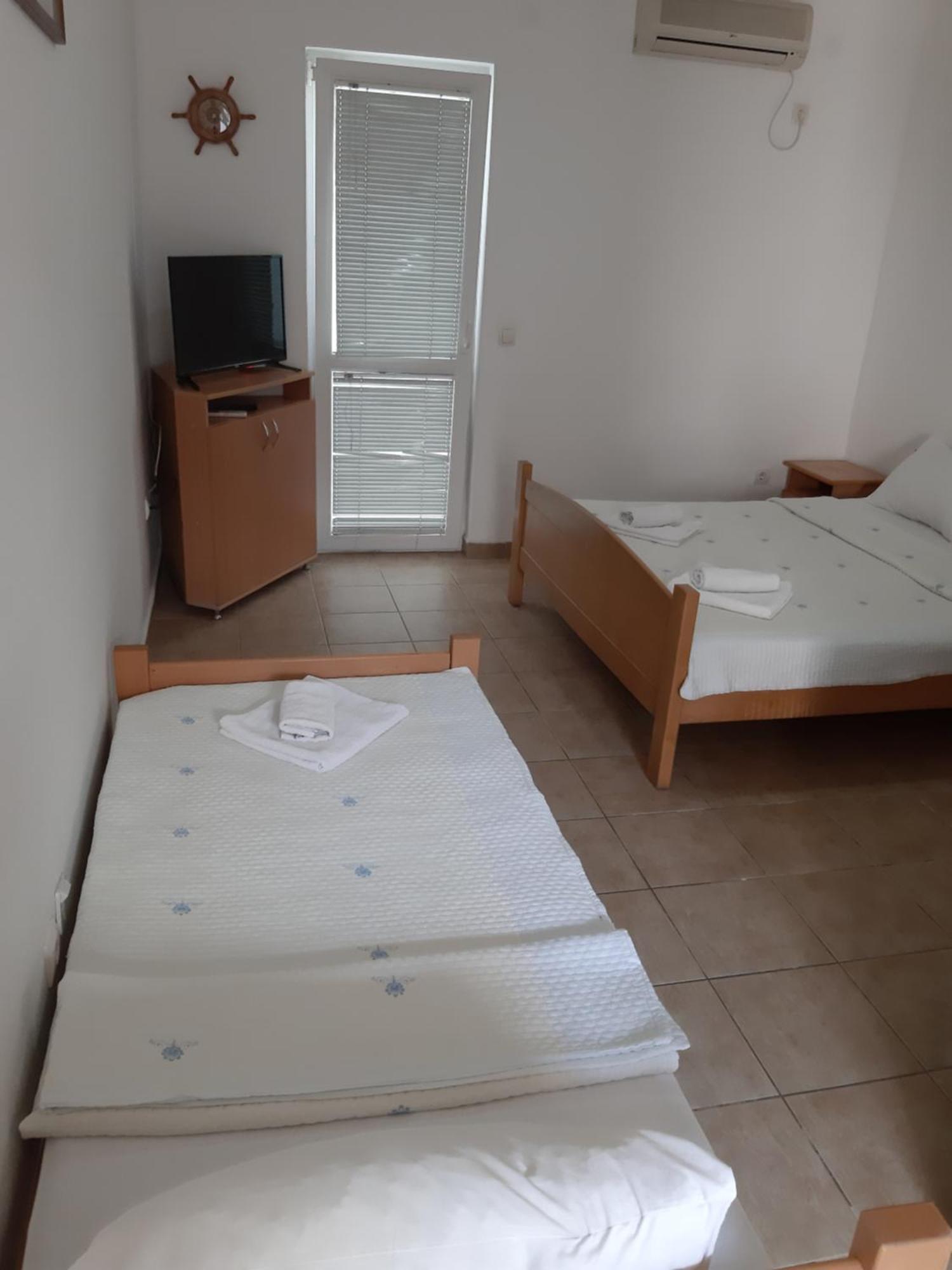 Guest House Perovic Sutomore Kamer foto