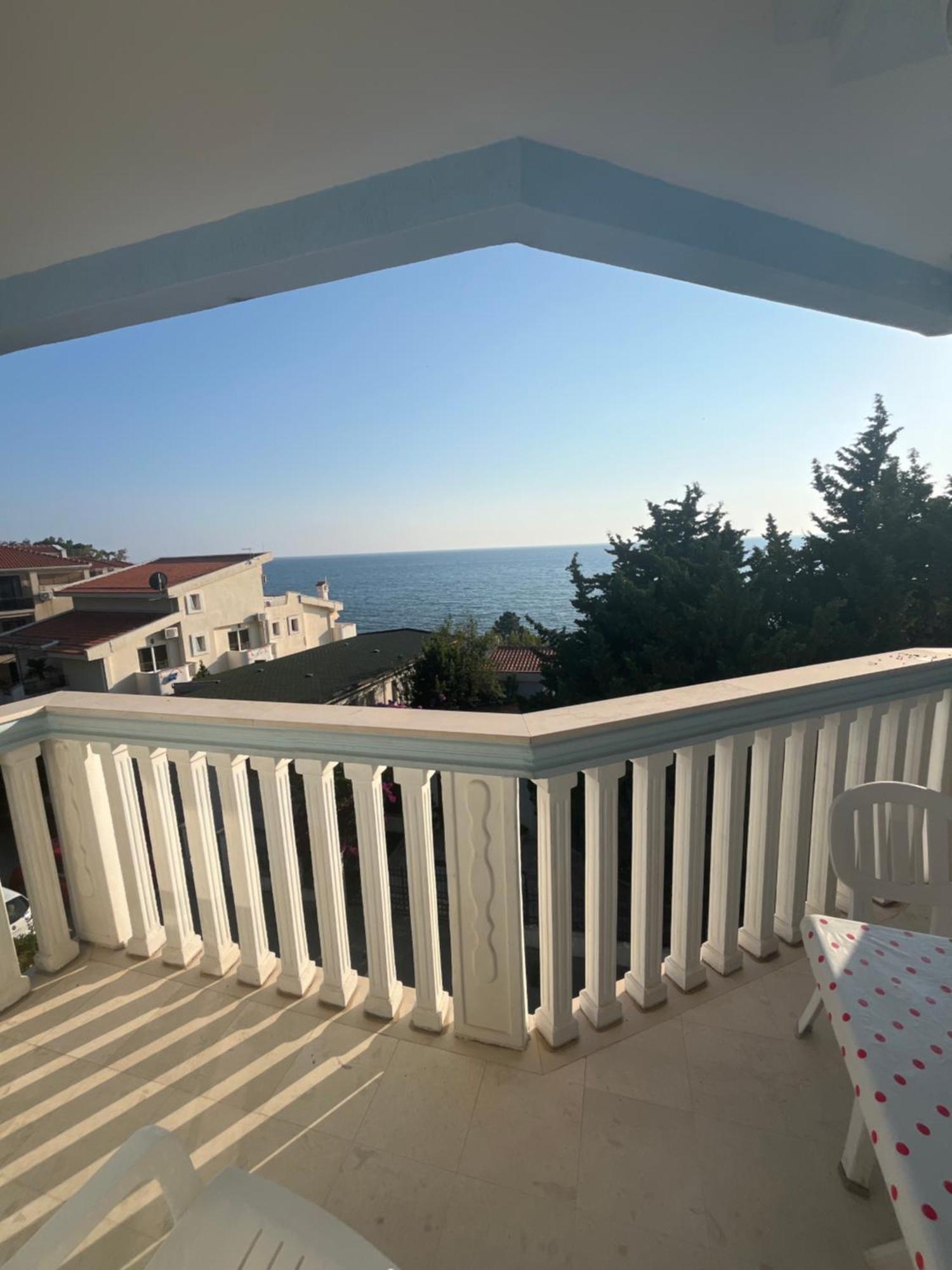 Guest House Perovic Sutomore Buitenkant foto