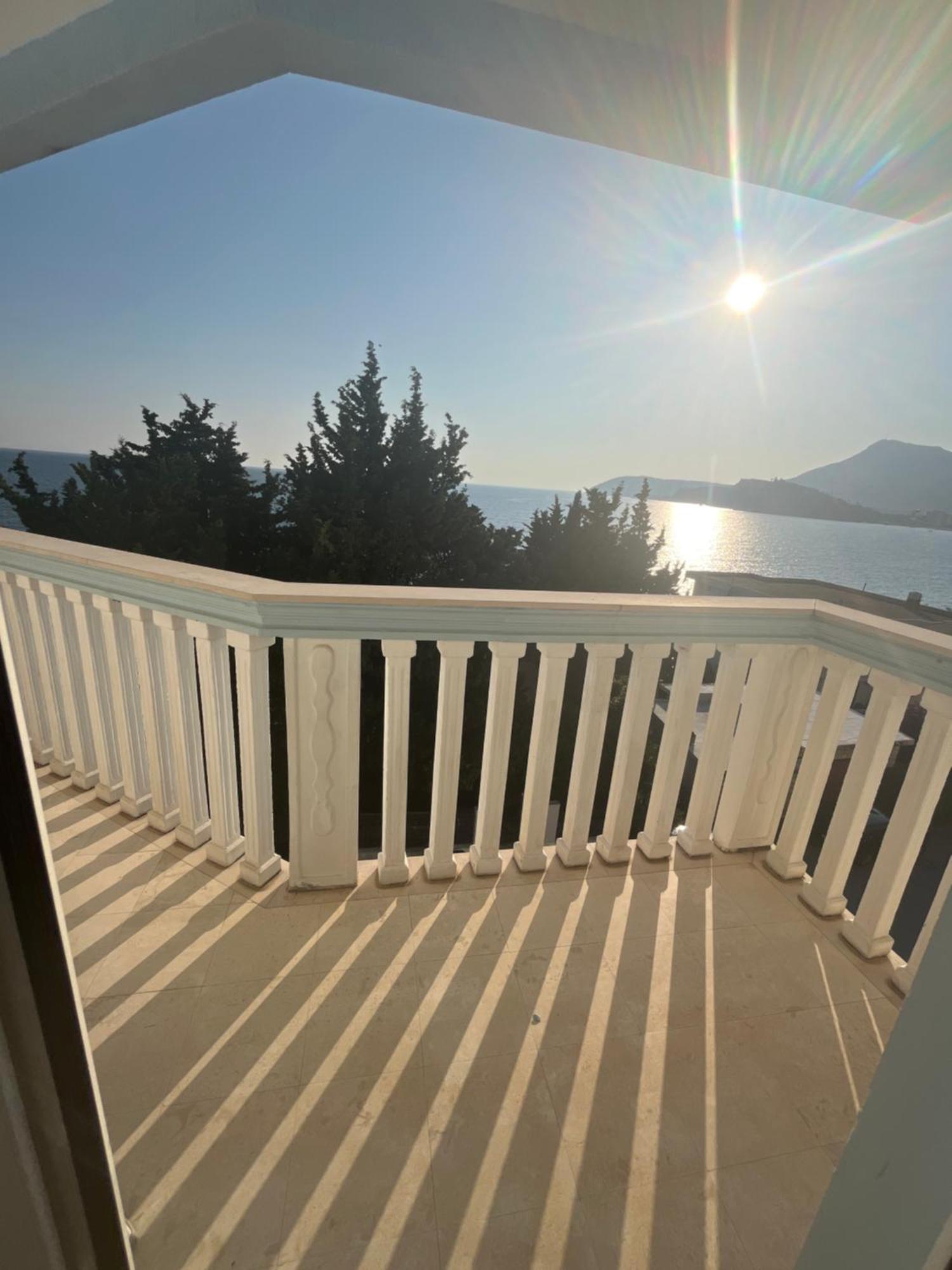 Guest House Perovic Sutomore Buitenkant foto